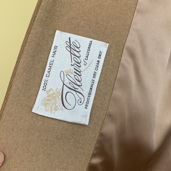 Fleurette Neiman-Marcus Vintage 100% Camel Hair Belted Wrap Walking Trench Coat - Picture 14 of 17